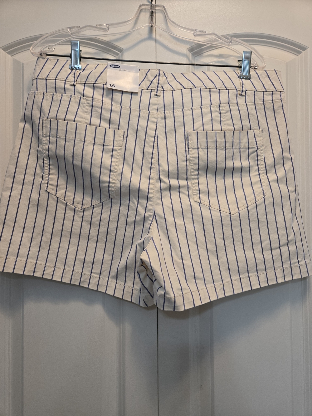 Old Navy NWT Cream Shorts with Navy Pinstripes